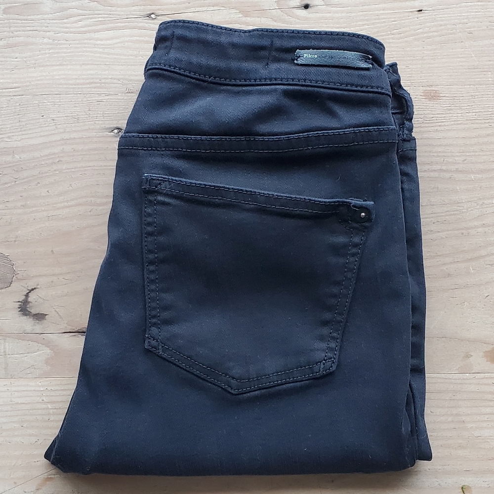 Size 29 Pilcro and the Letterpress high rise skinny jeans.